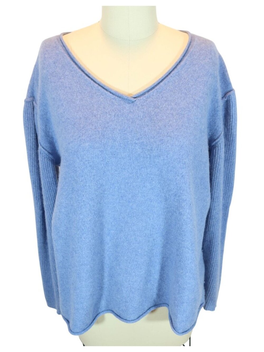 SUNDANCE 100% Cashmere V Neck Pullover Sweater Size XL N Neck Luxe Ribbed